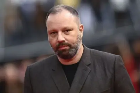 Yórgos Lánthimos: Mistrz absurdu i kontrowersji w kinie