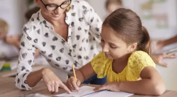Ile godzin rewalidacji dla dziecka z orzeczeniem? Sprawdź, co musisz wiedzieć