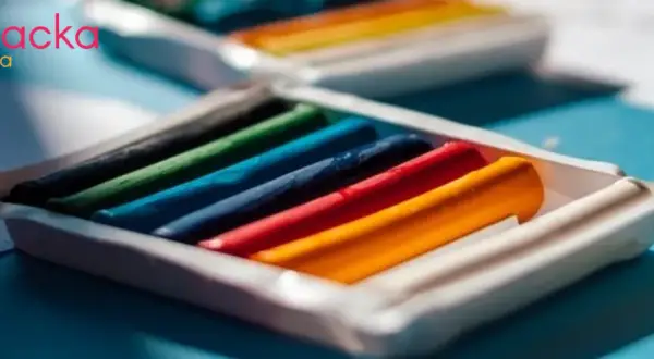 Skuteczne sposoby jak usunąć plastelinę z zabawek: 5 sprawdzonych metod