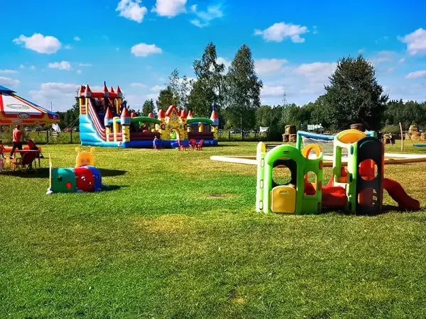 Gdzie z dzieckiem w Lubelskim? Odkryj najlepsze atrakcje rodzinne